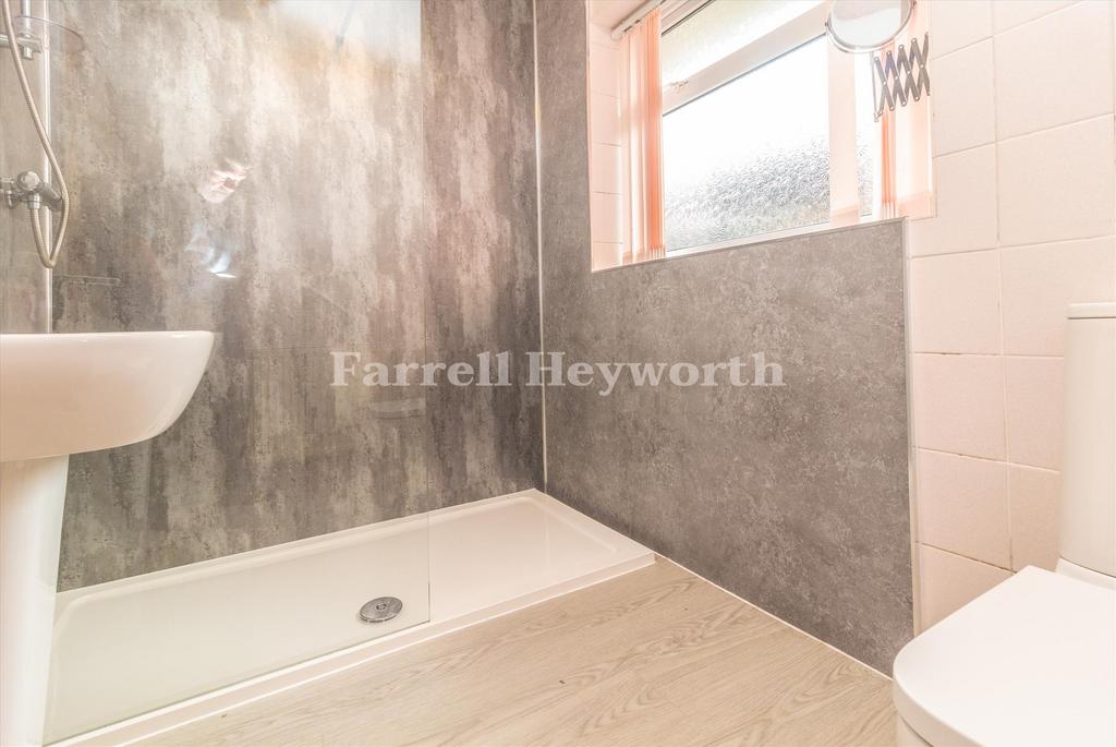 Shower Room image 2