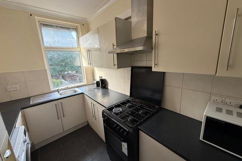 undefined, Park Avenue, Ilford IG1