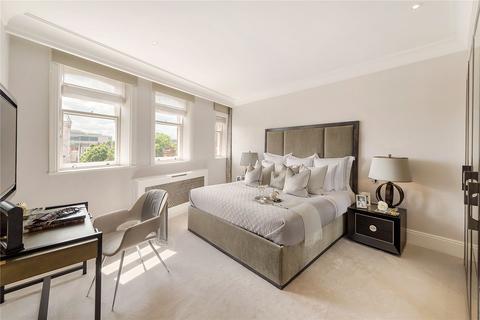 3 bedroom apartment to rent, Cadogan Square, Knightsbridge, London, SW1X