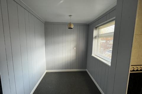 3 bedroom semi-detached house for sale, Gateshead NE10
