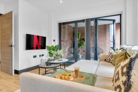 2 bedroom apartment to rent, Sia Court, High Road, London