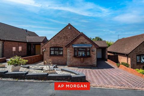 undefined, Higgs Field Crescent, Cradley Heath, West Midlands, B64