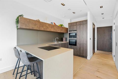 2 bedroom flat for sale, Exchange Gardens, London
