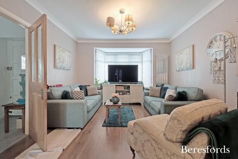 104 Willow Street, Romford, RM7 7LB