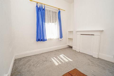 2 bedroom flat for sale, Pevensey Road, St. Leonards-On-Sea