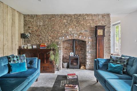 4 bedroom terraced house for sale, St. John Street, Central Wells
