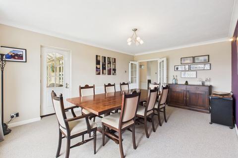31 Bradden Road, Greens Norton, Towcester, NN12 8BS