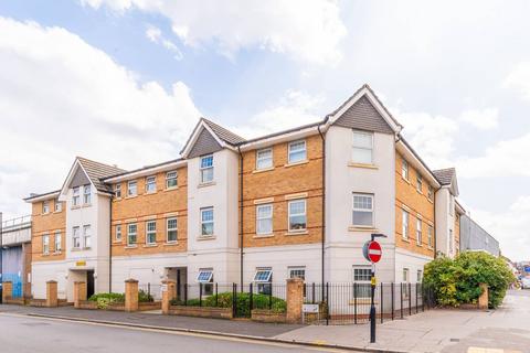 2 bedroom flat for sale, Crunden Road, South Croydon, CR2