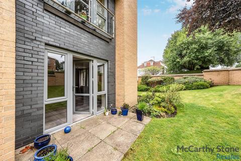 2 bedroom apartment for sale, The Fairways, 823 Clarkston Road, Glasgow