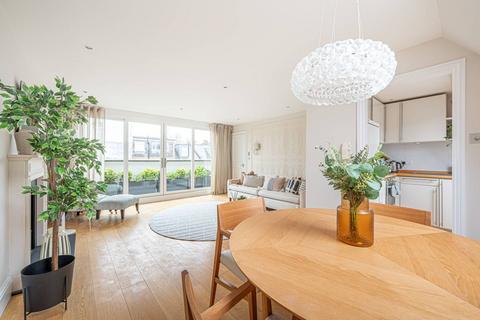 Carlingford Road, Hampstead, London, NW3
