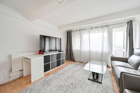 2 bedroom flat for sale, Trinity Way, East Acton, London, W3