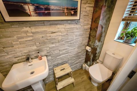 8 The Beeches, Pool In Wharfedale, Otley, LS21 1TL