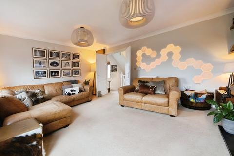 8 The Beeches, Pool In Wharfedale, Otley, LS21 1TL