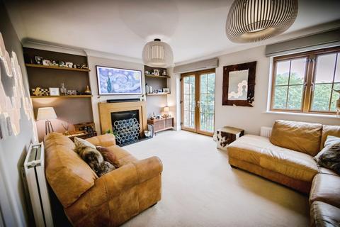 8 The Beeches, Pool In Wharfedale, Otley, LS21 1TL