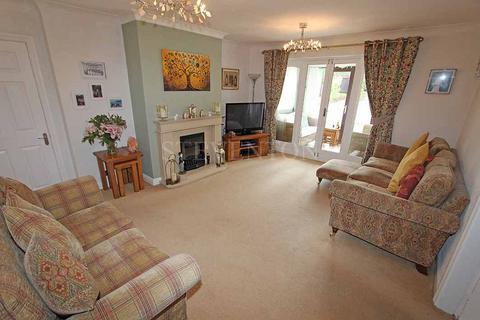 3 bedroom detached bungalow for sale, Lloyd Drive, Lower Penn, Wolverhampton, WV4