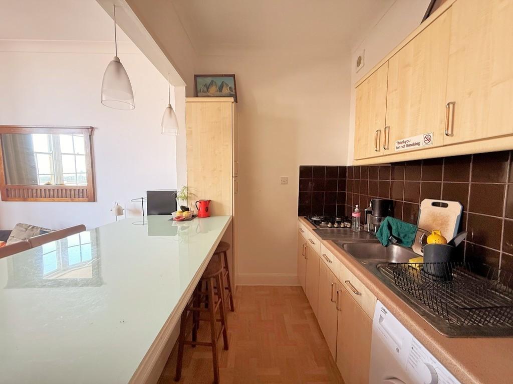Kitchen i