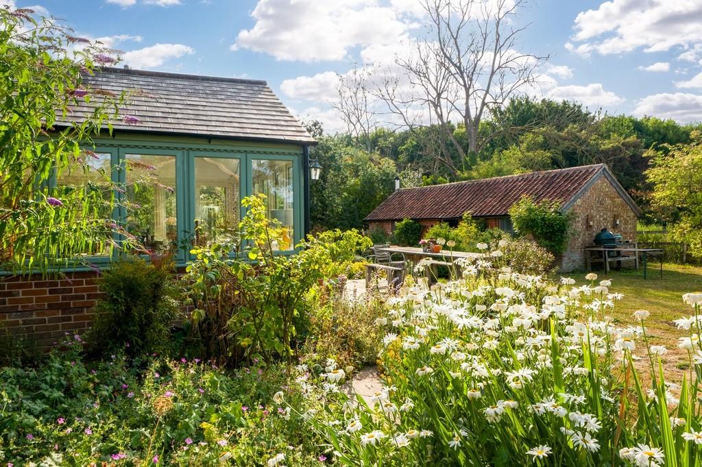 Garden House - 16