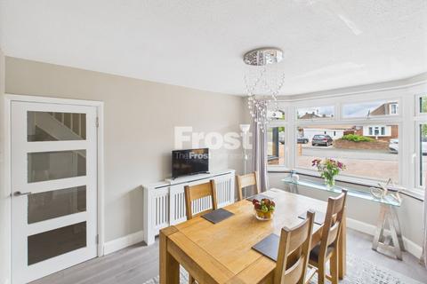 38 Tilstone Close, Eton Wick, Windsor, SL4 6NG