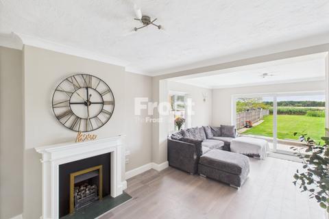 38 Tilstone Close, Eton Wick, Windsor, SL4 6NG