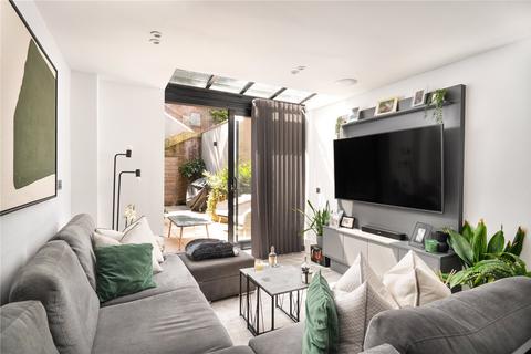 3 bedroom apartment for sale, Hodford Road, Golders Green, London, NW11