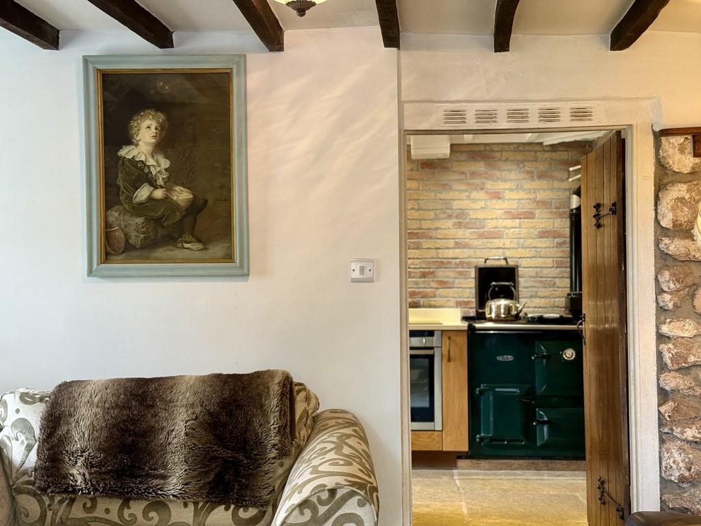 Through to Kitchen