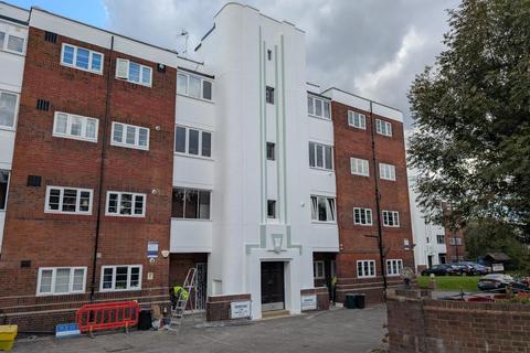Whittington Court, East Finchley, N2, N2