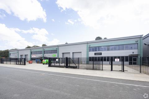 Warehouse to rent, Motherwell Way Grays RM20 3LB