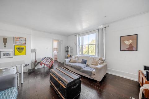 3 bedroom flat for sale, Breakspears Road, Brockley, London, SE4