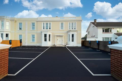 2 bedroom flat for sale, Ellenborough Park South, Weston Super Mare BS23