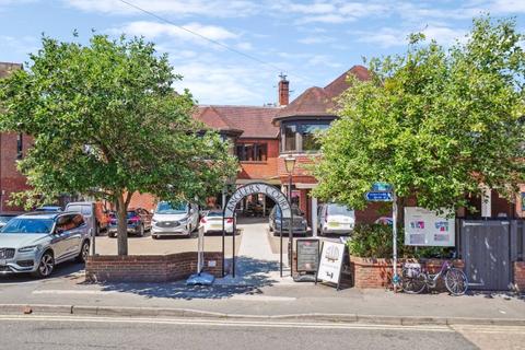undefined, Liston Road, Buckinghamshire SL7