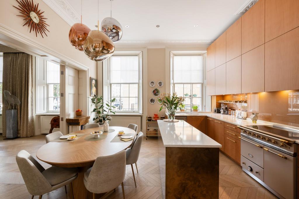 Kitchen/Dining