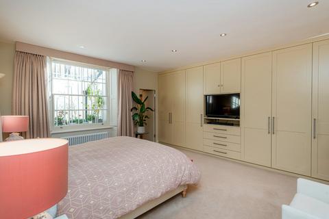 18 Sussex Place, London, W2 2TP