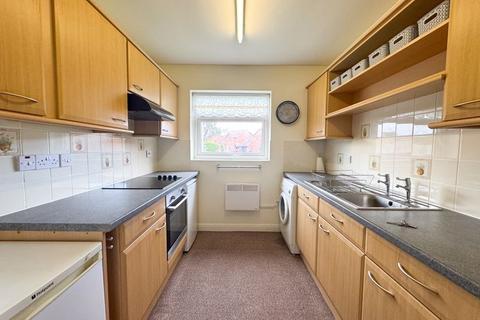 undefined, KINGS COURT, GRIMSBY