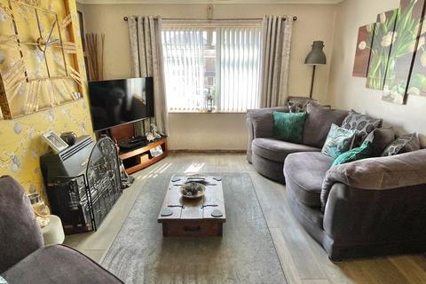3 bedroom semi-detached house for sale, Weybourne Road, Great Barr, Birmingham, B44 9DD