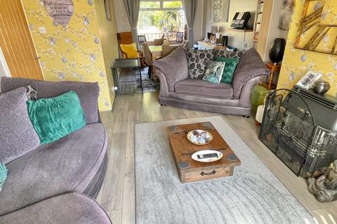 3 bedroom semi-detached house for sale, Weybourne Road, Great Barr, Birmingham, B44 9DD