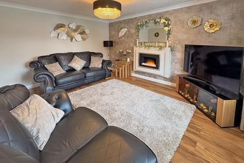 3 bedroom detached house for sale, Redbourne Road, Turnberry Estate, Walsall