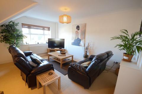 2 bedroom flat for sale, Egerton Gardens, Bournemouth BH8