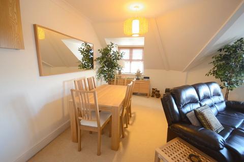 2 bedroom flat for sale, Egerton Gardens, Bournemouth BH8