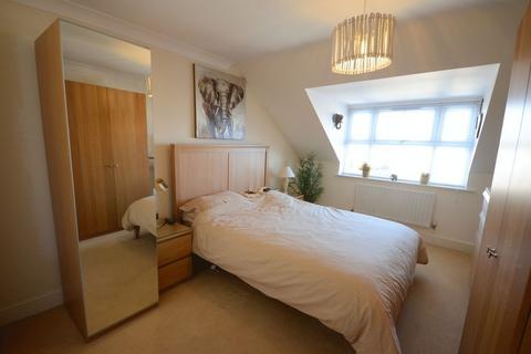 2 bedroom flat for sale, Egerton Gardens, Bournemouth BH8