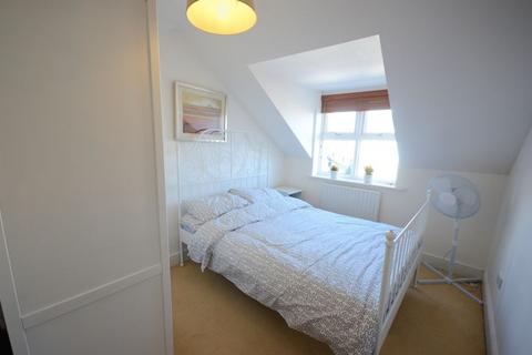 2 bedroom flat for sale, Egerton Gardens, Bournemouth BH8