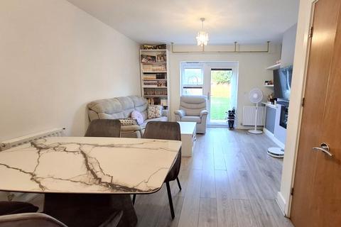 2 bedroom end of terrace house for sale, Blacksmith Close, Sunbury-On-Thames
