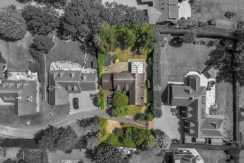 4 bedroom detached house for sale, Fox Close, Biggleswade SG18