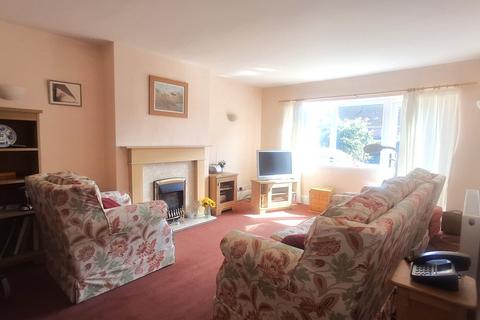 2 bedroom semi-detached bungalow for sale, Burton Rise, Newark NG22