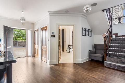 undefined, St. James Road, Goffs Oak EN7