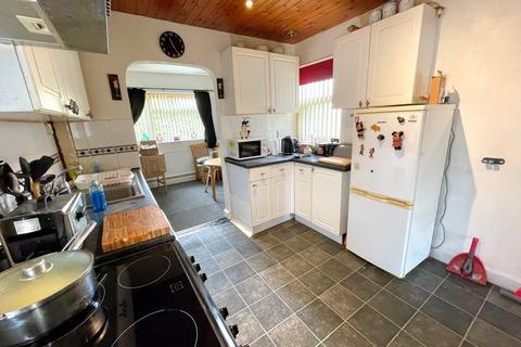 10 Edinburgh Road, Wrexham, LL11 2RG