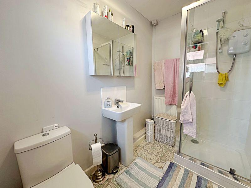 Ensuite