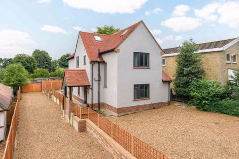 4 bedroom detached house for sale, Spinney Hill, Addlestone KT15
