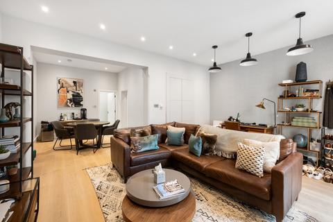 1 bedroom mews for sale, Queen's Gate Mews, South Kensington, London, SW7
