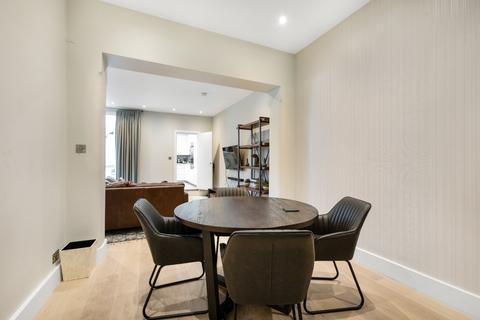 1 bedroom mews for sale, Queen's Gate Mews, South Kensington, London, SW7