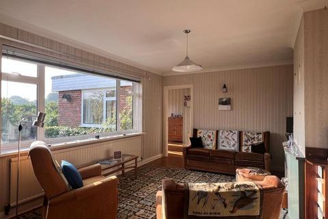 2 bedroom detached house for sale, Coombe Road, Steyning, West Sussex, BN44 3LF
